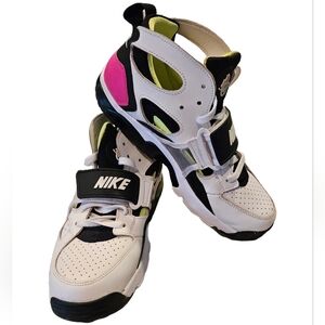 Nike Air Trainer Huarache Fuchsia Volt  Size 7Y CJ0405 Fits Womens 7.5/8 Mens 7
